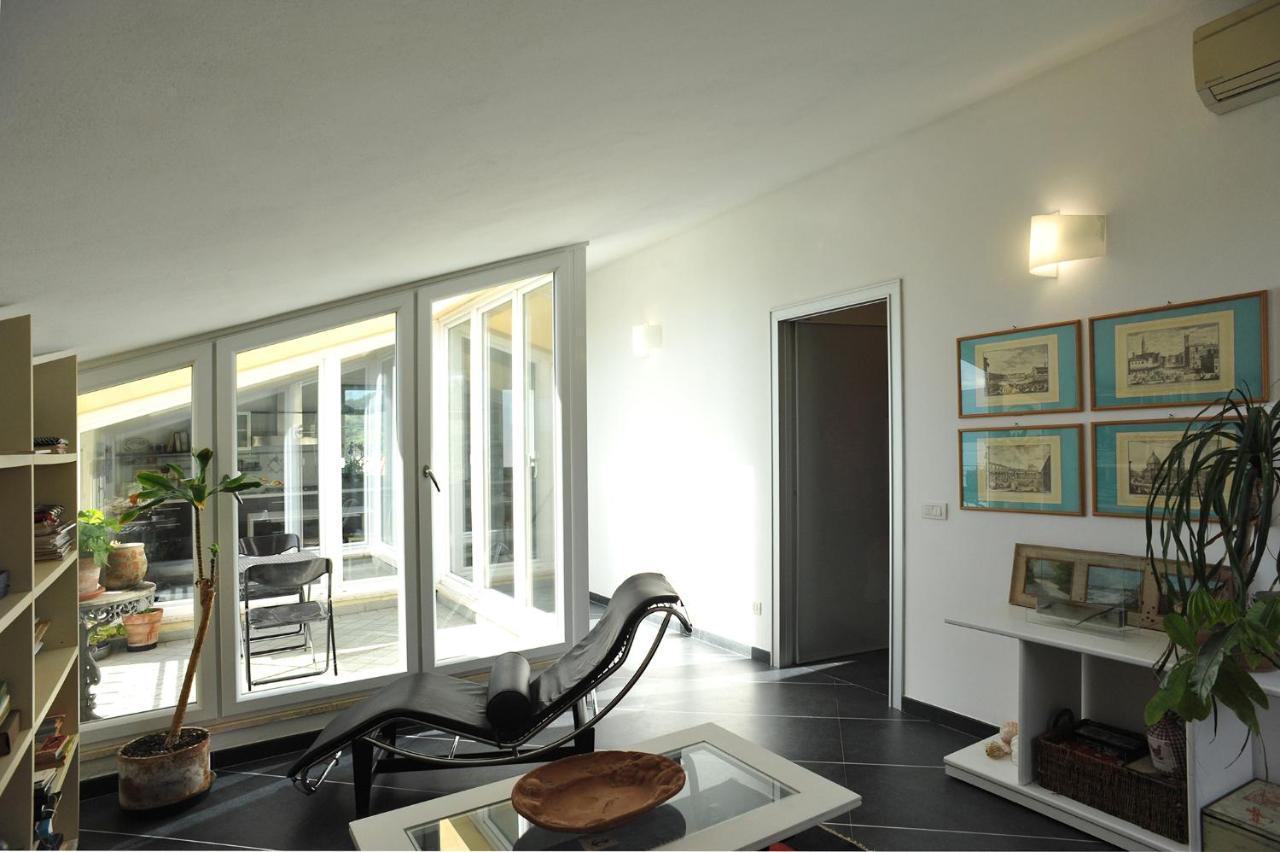 Il Golfo Artisti E Poeti Villa Thea Lerici Exteriör bild